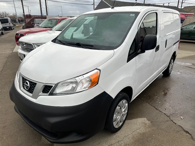 White 2018 Nissan NV200 S FWD Van Front-Wheel Drive Continuously Variable Transmission